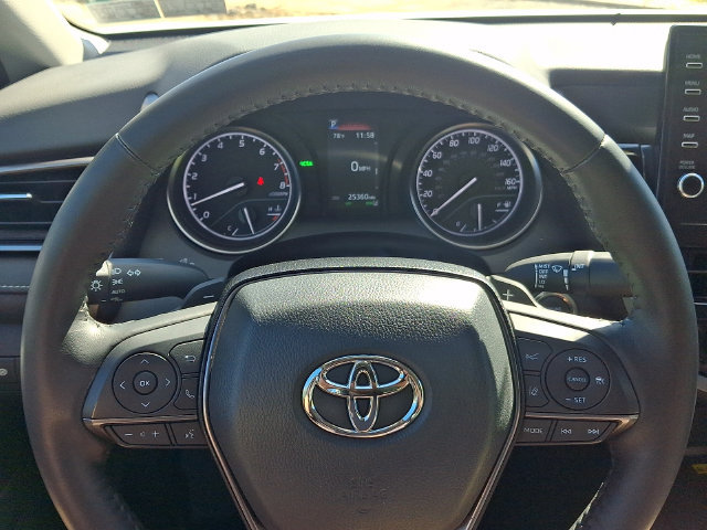 Used 2023 Toyota Camry SE w/ Cold Weather Package FWD image 23