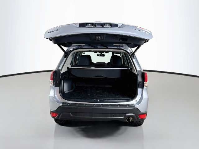 Used 2023 Subaru Forester Limited AWD/4WD image 29