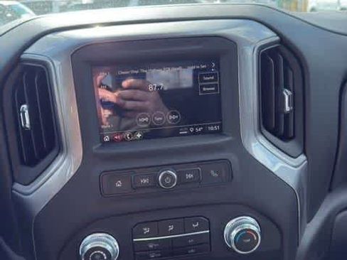 New 2024 GMC Sierra 3500 Pro w/ Convenience Package image 9