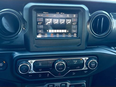 Used 2020 Jeep Wrangler Unlimited Sport AWD/4WD image 31