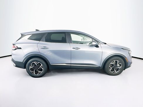 Used 2025 Kia Sportage LX FWD image 10