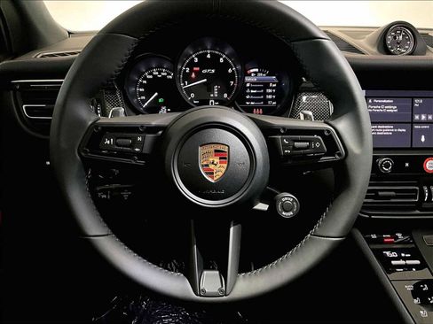 New 2026 Porsche Macan GTS image 15