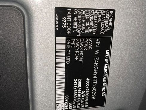 Used 2024 Mercedes-Benz Sprinter 2500 image 25