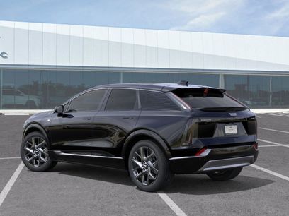 New 2025 Cadillac Optiq Luxury 1