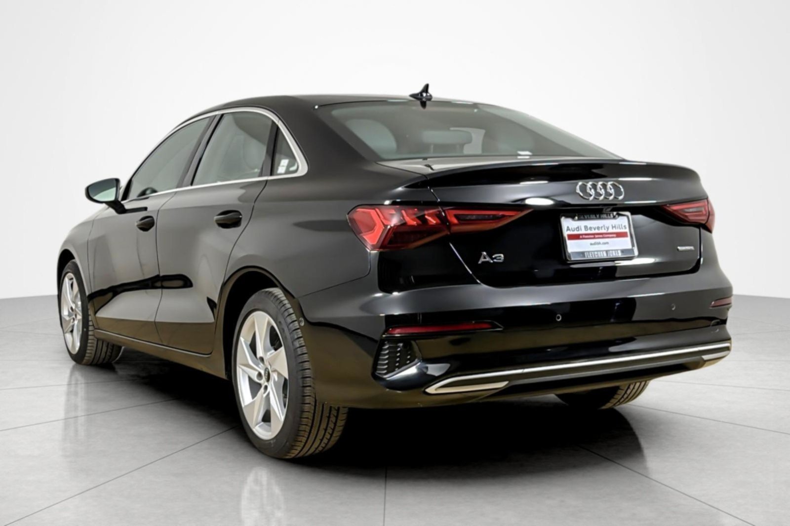 Used 2023 Audi A3 2.0T Premium w/ Convenience Package AWD/4WD image 3