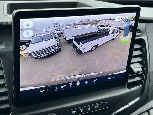 Used 2023 Ford E-Transit Medium Roof w/ Load Area Protection Package image 20