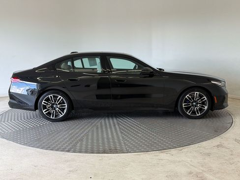 Certified 2024 BMW 530i xDrive w/ M Sport Package AWD/4WD image 8