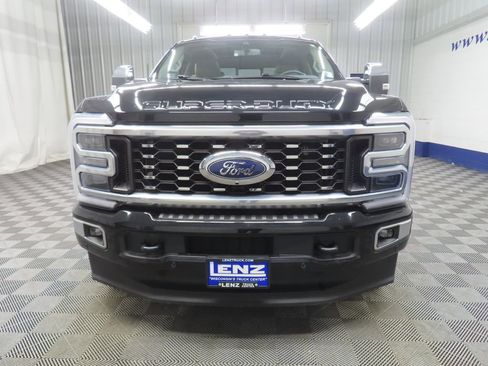 Used 2025 Ford F350 Platinum w/ Platinum Plus Package AWD/4WD image 45