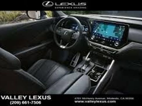 Used 2024 Lexus TX 350 AWD w/ Technology Package image 11
