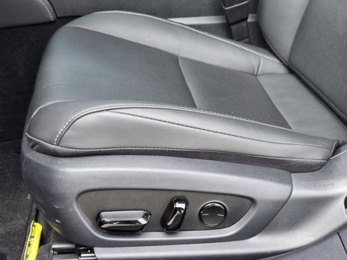 Certified 2025 Lexus ES 300h w/ Premium Package FWD image 23