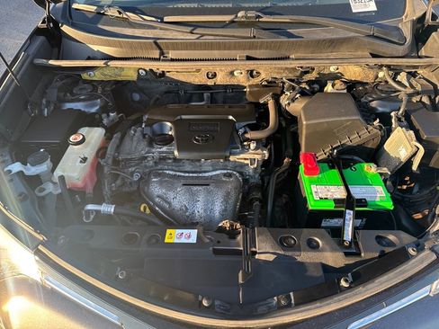 Used 2017 Toyota RAV4 XLE image 43