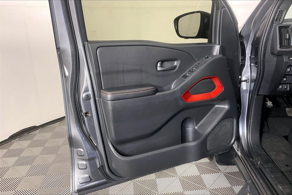 Used 2026 Nissan Frontier PRO-4X w/ Pro-4x Convenience Package AWD/4WD image 19