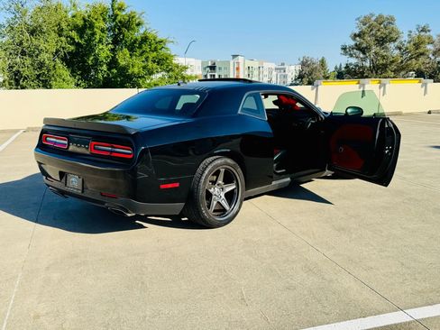 Used 2016 Dodge Challenger R/T Plus image 44