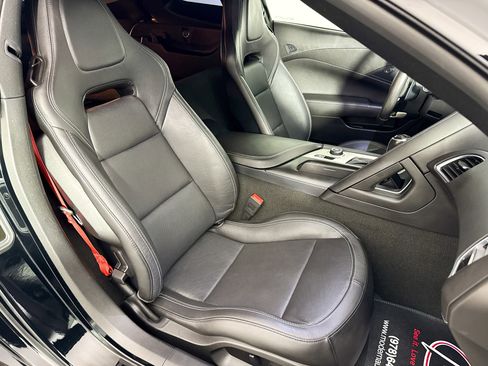 Used 2019 Chevrolet Corvette Z06 RWD image 31