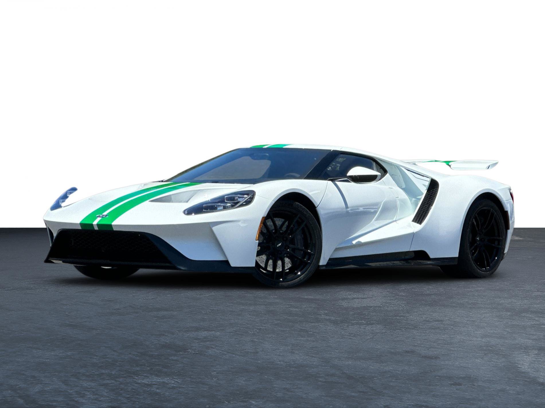 Used 2022 Ford GT RWD image 2