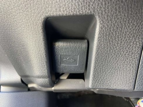 Used 2025 Toyota Camry SE w/ Multimedia Upgrade Package FWD image 29