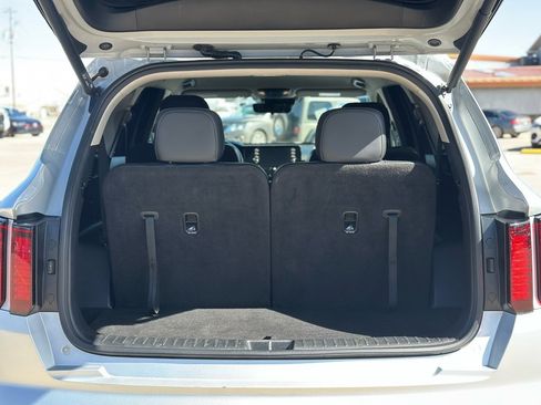 Used 2021 Kia Sorento EX image 11