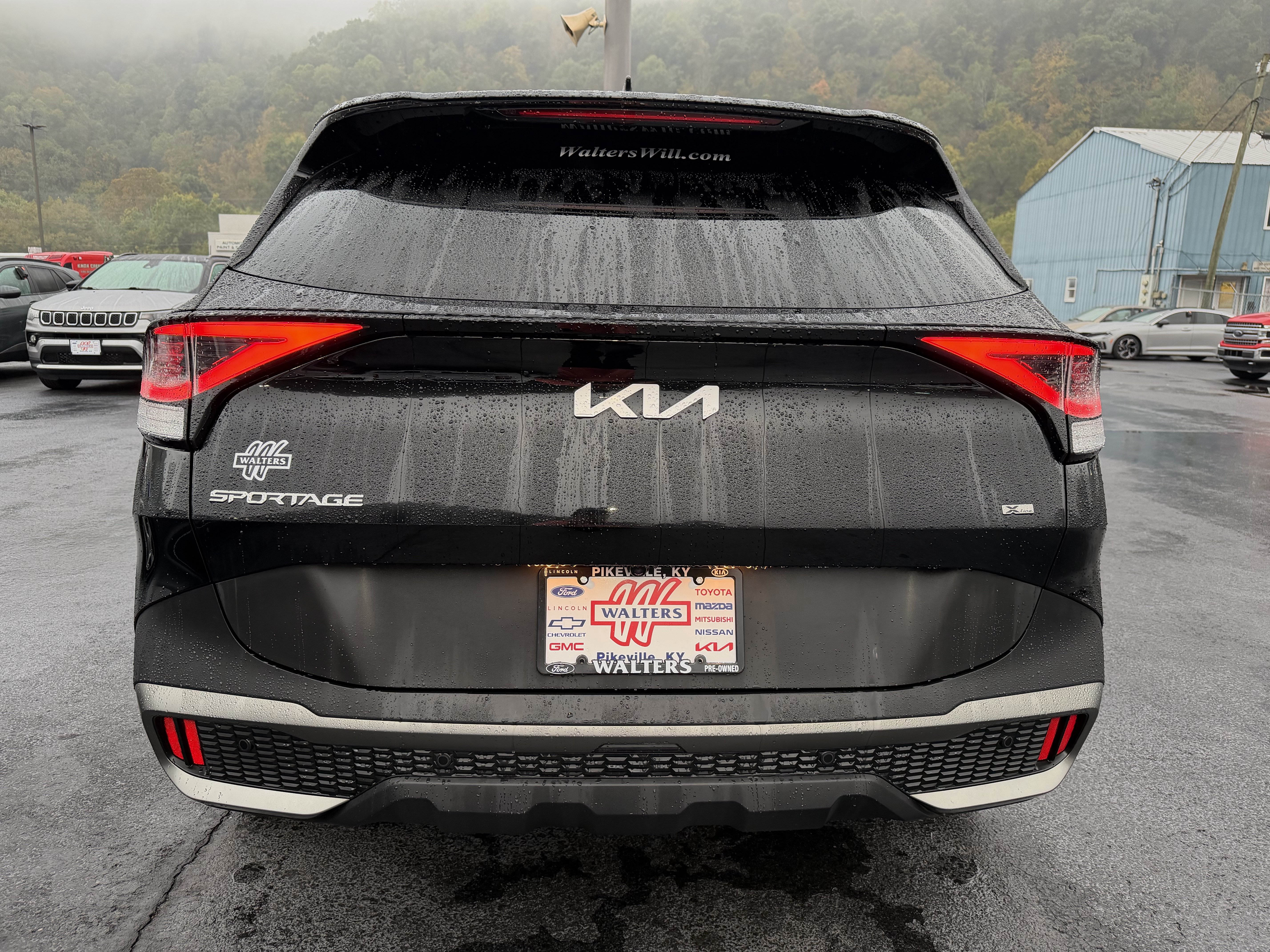 Used 2023 Kia Sportage X-Line w/ X-Line Premium Package AWD/4WD image 6