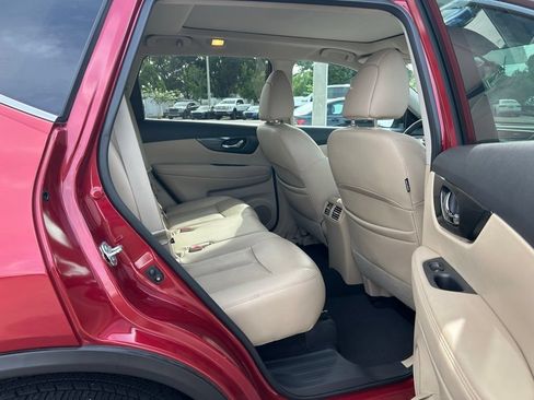 Used 2016 Nissan Rogue SL w/ SL Premium Package FWD image 47