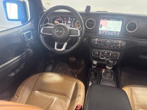 Used 2020 Jeep Wrangler Unlimited Sahara AWD/4WD image 21