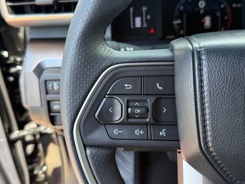 Used 2026 Toyota 4Runner SR5 AWD/4WD image 14
