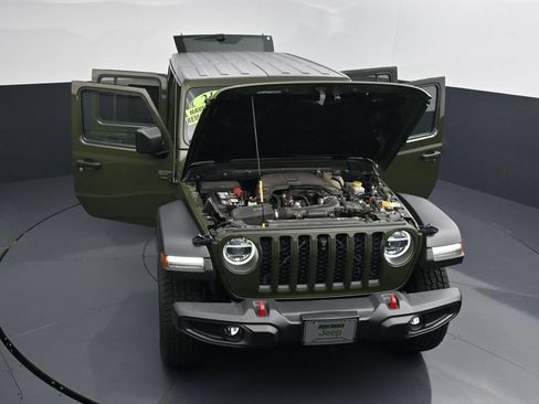 Used 2021 Jeep Wrangler Unlimited Rubicon AWD/4WD image 38