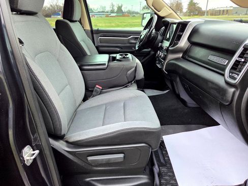 Used 2019 RAM 1500 Big Horn image 23