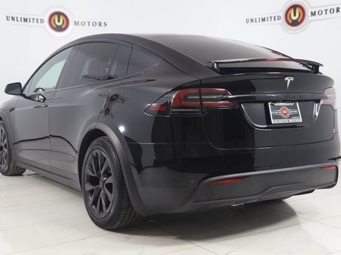 Used 2022 Tesla Model X image 4