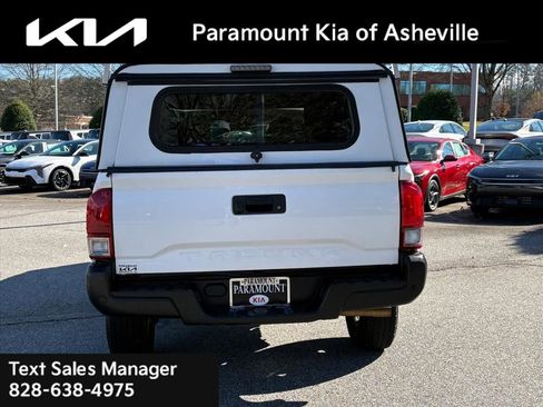 Used 2022 Toyota Tacoma SR image 5