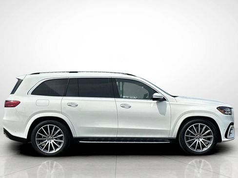 New 2026 Mercedes-Benz GLS 580 4MATIC image 31