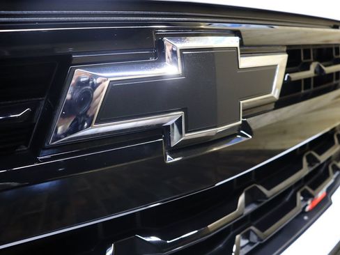 Used 2024 Chevrolet Silverado 1500 LT Trail Boss w/ Convenience Package II image 14