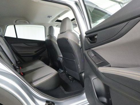 Used 2021 Subaru Crosstrek 2.5i Sport w/ Moonroof Package AWD/4WD image 12