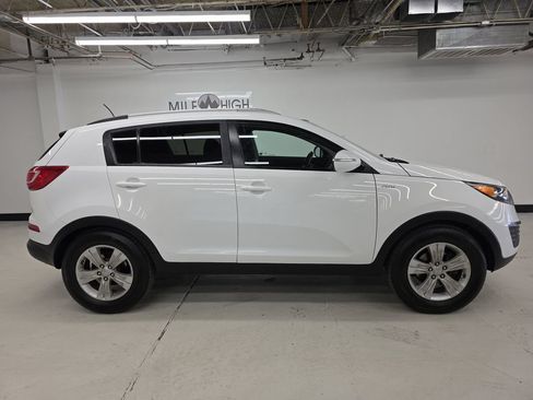 Used 2011 Kia Sportage LX w/ Convenience Pkg AWD/4WD image 6