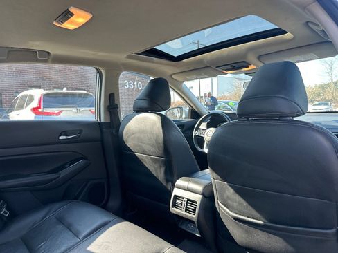 Used 2023 Nissan Altima 2.5 SL image 18