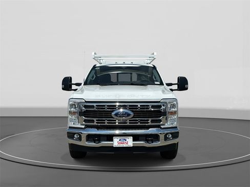 New 2025 Ford F350 XL w/ XL Chrome Package image 3