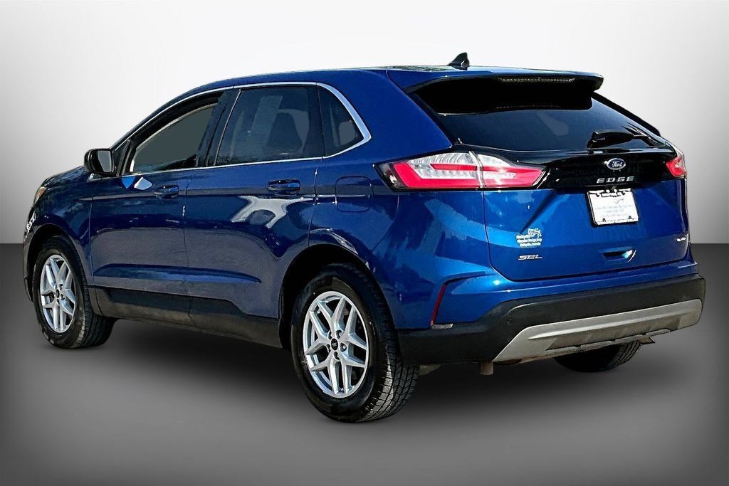 Used 2023 Ford Edge SEL AWD/4WD image 4