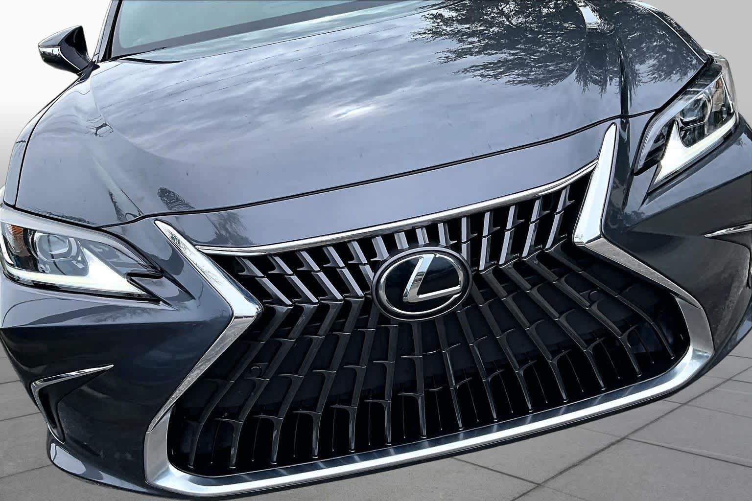 Used 2024 Lexus ES 350 w/ Premium Package FWD image 30