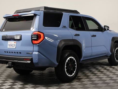 Used 2025 Toyota 4Runner TRD Off-Road AWD/4WD image 4