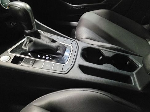 Used 2019 Volkswagen Jetta SE w/ Cold Weather Package FWD image 26
