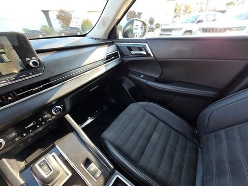 Used 2022 Mitsubishi Outlander SE image 35