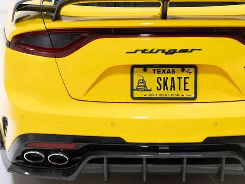 Used 2018 Kia Stinger GT2 AWD/4WD image 17