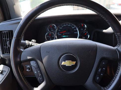 Used 2021 Chevrolet Express 2500 w/ Driver Convenience Package RWD image 9