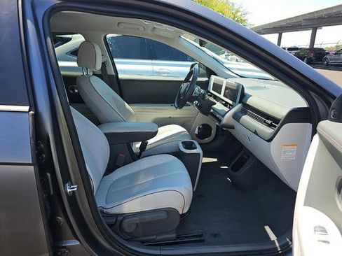 Used 2023 Hyundai Ioniq 5 SEL AWD/4WD image 6