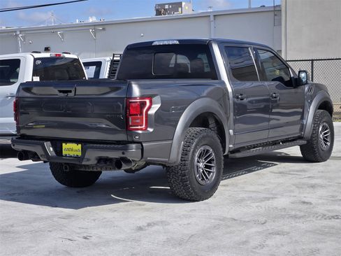 Used 2018 Ford F150 Raptor w/ Equipment Group 802A Luxury image 5
