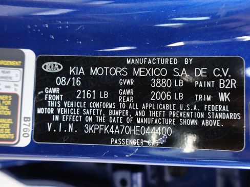 Used 2017 Kia Forte LX image 19