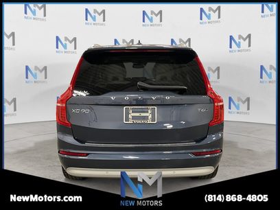 Used 2022 Volvo XC90 T6 Momentum w/ Climate Package