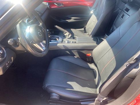 Used 2016 MAZDA MX-5 Miata Grand Touring RWD image 11