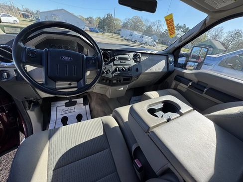 Used 2008 Ford F250 XLT image 10