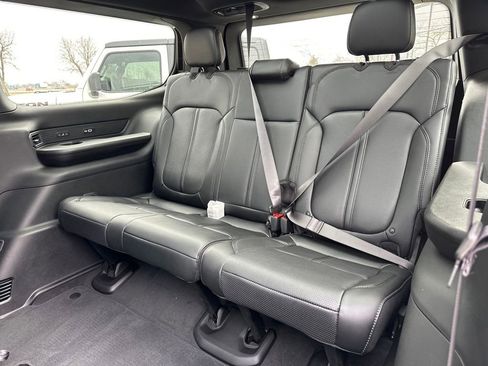 New 2024 Jeep Wagoneer Series II w/ Convenience Group I image 17