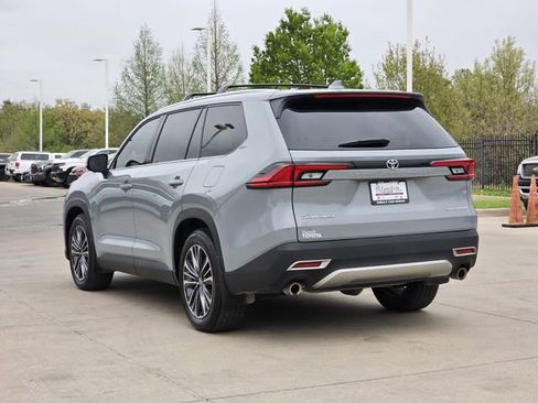 Used 2026 Toyota Grand Highlander AWD Hybrid image 3
